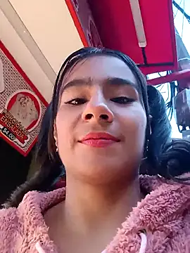 Snapshot of Leslly_ chatting on 09/26/25, 11:03 Leslly online show from 09/26/25, 11:03