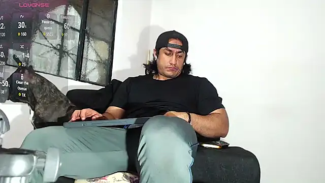 willian m777 online show from 12/23/25, 03:59