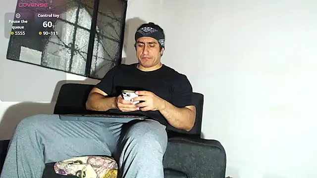 willian m777 online show from 02/19/26, 04:08