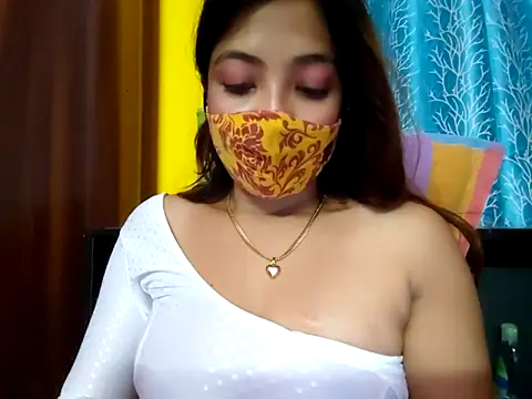 cutesoma2 online show from 12/17/25, 05:41