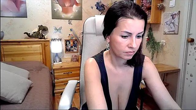 Kendra Mom online show from 02/11/26, 09:25