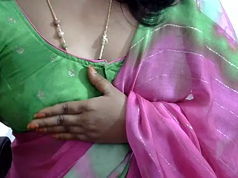 Snapshot of Vennela-1-Telugu chatting on 10/30/25, 07:21 Vennela-1-Telugu online show from 10/30/25, 07:21