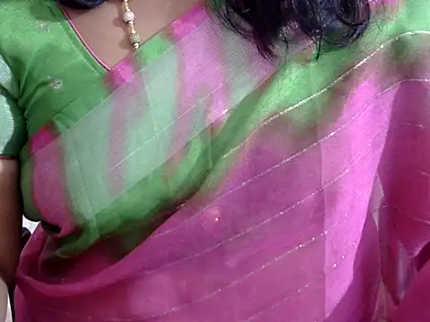 Snapshot of Vennela-1-Telugu chatting on 11/07/25, 09:53 Vennela-1-Telugu online show from 11/07/25, 09:53