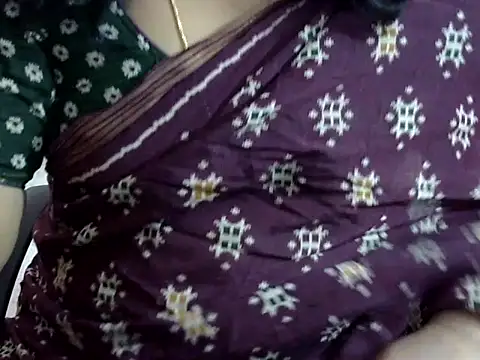 Snapshot of Vennela-1-Telugu chatting on 12/16/25, 06:07 Vennela-1-Telugu online show from 12/16/25, 06:07