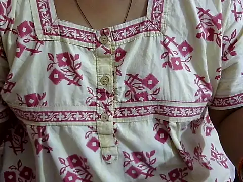 Snapshot of Vennela-1-Telugu chatting on 02/20/26, 05:59 Vennela-1-Telugu online show from 02/20/26, 05:59