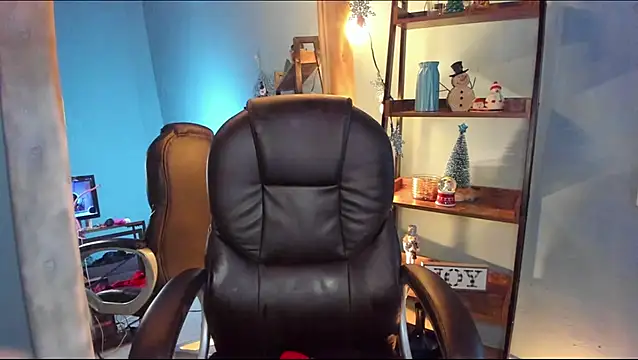 alikahouston4 online show from 01/11/25, 01:43