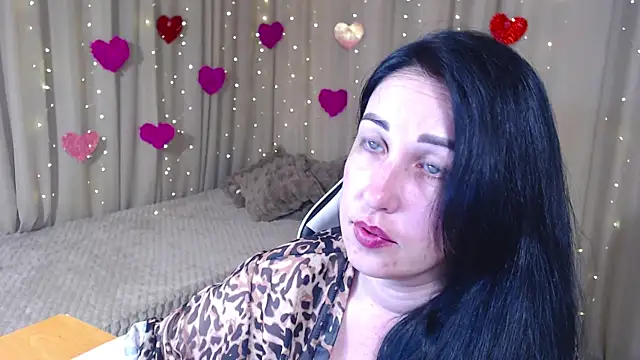Snapshot of JillStevens chatting on 04/24/26, 08:44 JillStevens online show from 04/24/26, 08:44