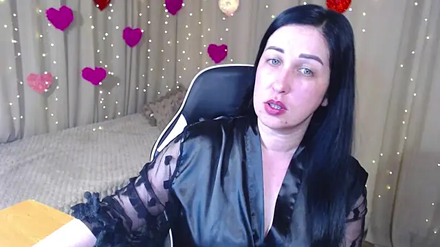 Snapshot of JillStevens chatting on 04/27/26, 08:29 JillStevens online show from 04/27/26, 08:29