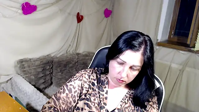 Snapshot of JillStevens chatting on 06/12/26, 07:57 JillStevens online show from 06/12/26, 07:57