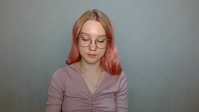 Snapshot of cindi_hot chatting on 12/05/24, 09:28 cindi hot online show from 12/05/24, 09:28