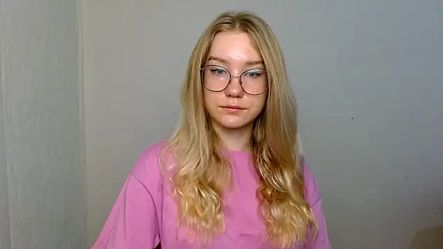 cindi hot online show from 11/28/25, 08:28