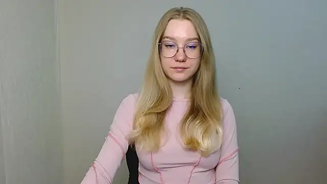 cindi hot online show from 03/18/26, 10:29