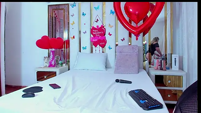 Snapshot of AnyelaGitanaMature chatting on 02/17/26, 03:14 AnyelaGitanaMature online show from 02/17/26, 03:14