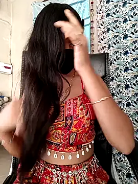 Parinaaz18 online show from 09/09/25, 02:00