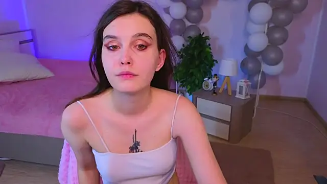 Snapshot of SusieMorris chatting on 01/28/25, 08:14 SusieMorris online show from 01/28/25, 08:14