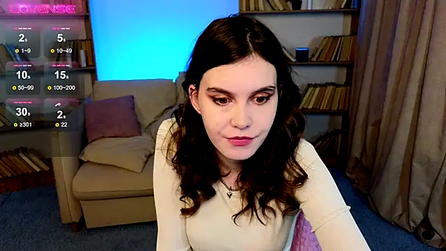 Snapshot of SusieMorris chatting on 02/18/25, 01:32 SusieMorris online show from 02/18/25, 01:32