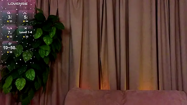 Snapshot of SusieMorris chatting on 02/20/25, 05:33 SusieMorris online show from 02/20/25, 05:33