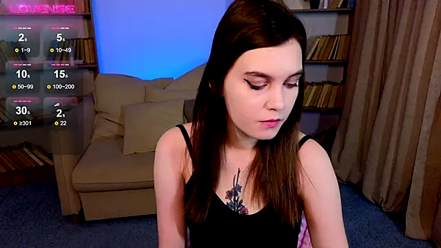 Snapshot of SusieMorris chatting on 02/21/25, 01:55 SusieMorris online show from 02/21/25, 01:55