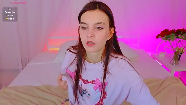 Snapshot of SusieMorris chatting on 11/13/25, 01:59 SusieMorris online show from 11/13/25, 01:59