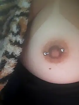 AmandaS2k online show from 05/12/26, 07:27