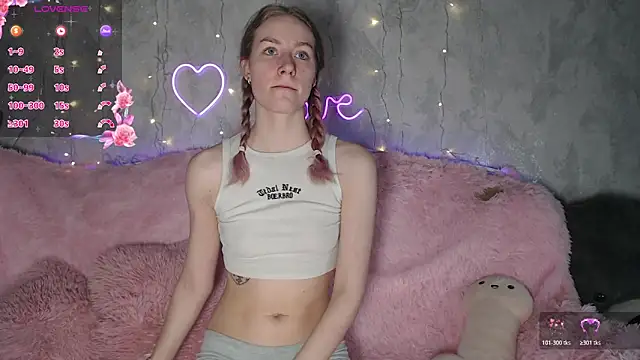 Lillian Lahot online show from 03/28/26, 02:38