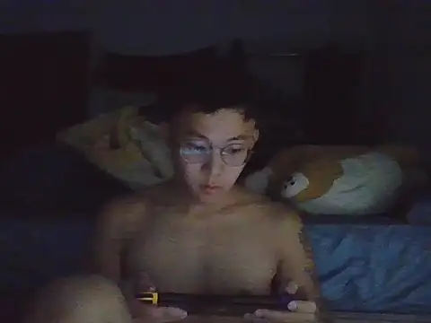 ZHIIz online show from 12/15/25, 02:32