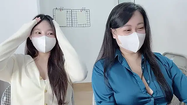 Bamboo Swetie online show from 01/12/26, 04:01