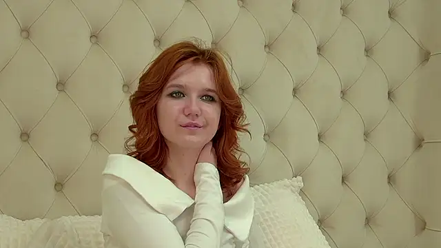 Snapshot of LessySmith chatting on 03/14/25, 10:27 LessySmith online show from 03/14/25, 10:27