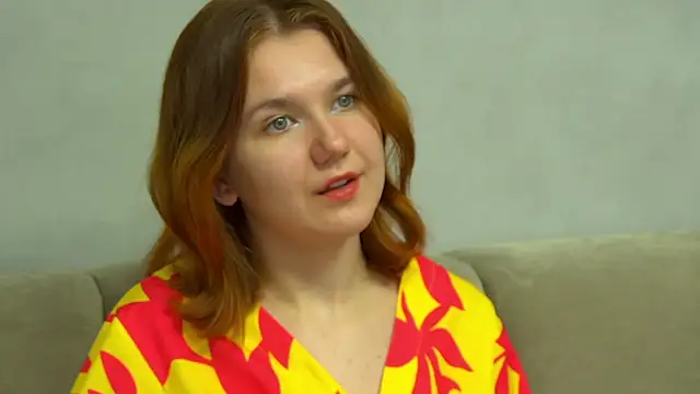 Snapshot of LessySmith chatting on 11/30/25, 04:49 LessySmith online show from 11/30/25, 04:49