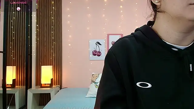 alina martinelli online show from 04/12/26, 10:31