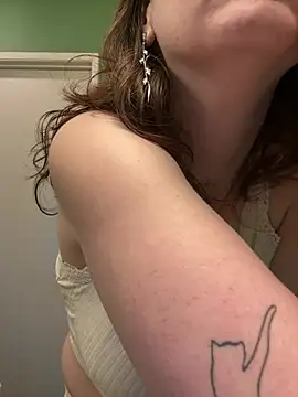 pennybaby133 online show from 02/04/25, 08:28