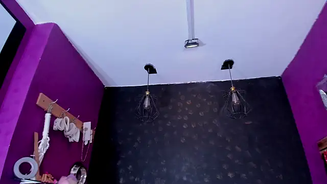 Alexa Slave online show from 10/21/25, 07:25