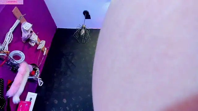 Alexa Slave online show from 04/02/26, 03:42