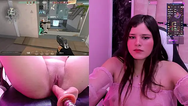 Snapshot of Trianna__ chatting on 01/23/25, 04:59 Trianna online show from 01/23/25, 04:59