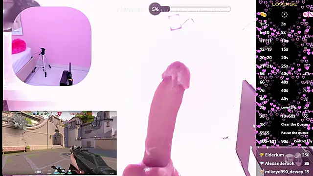 Snapshot of Trianna__ chatting on 02/28/25, 04:42 Trianna online show from 02/28/25, 04:42