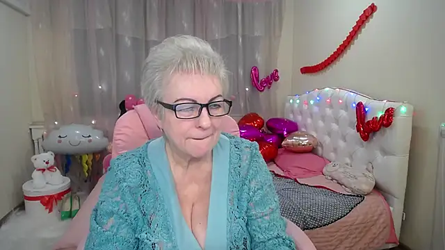 KayleSmoll online show from 02/05/25, 01:37