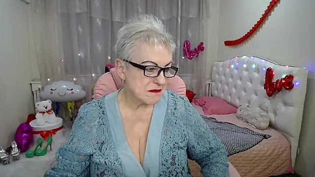 KayleSmoll online show from 02/20/25, 04:28