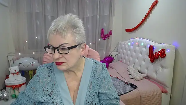 KayleSmoll online show from 03/12/25, 10:17