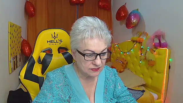 KayleSmoll online show from 03/22/25, 10:26