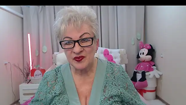 KayleSmoll online show from 04/14/26, 06:58