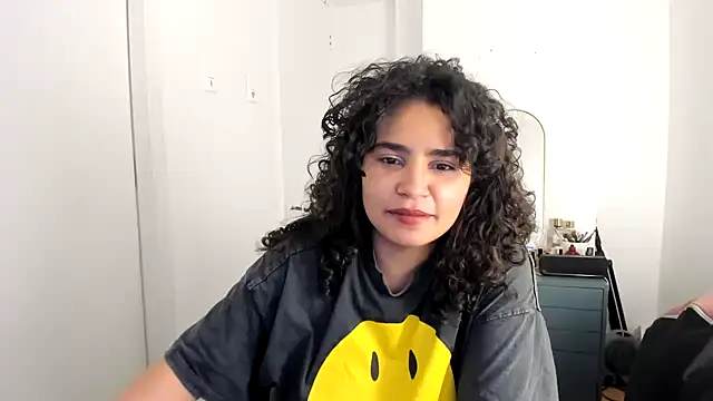 cinnamon rosa online show from 12/04/24, 01:14