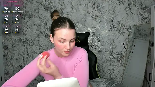 DeniRicchii online show from 04/09/26, 06:57