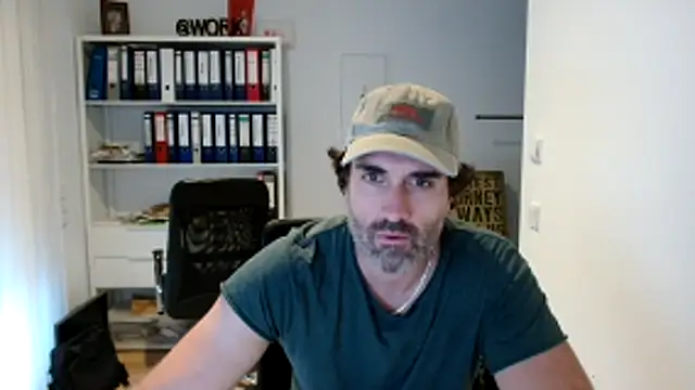 AlexPaeae online show from 11/09/25, 02:59