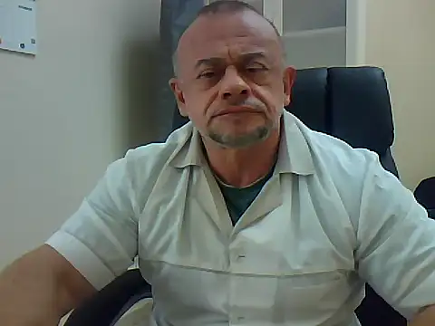 Snapshot of Wild_Gladiator chatting on 02/06/25, 11:21 Wild Gladiator online show from 02/06/25, 11:21