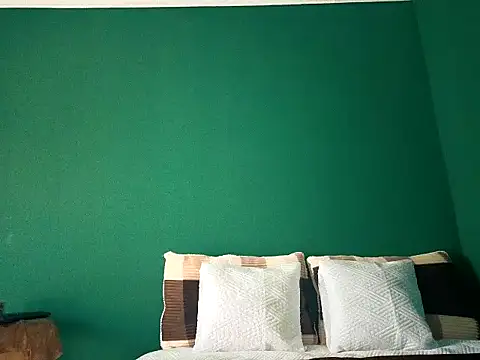 Snapshot of GiantBootyMilf chatting on 02/24/25, 03:42 GiantBootyMilf online show from 02/24/25, 03:42