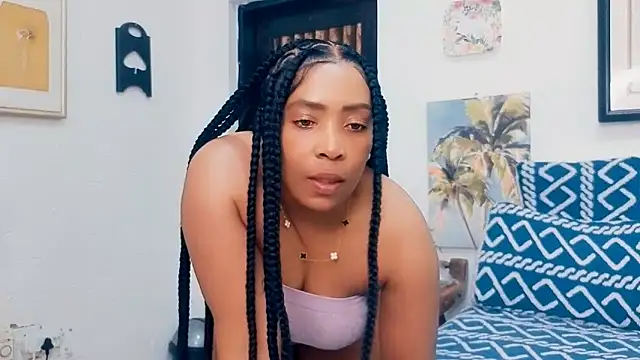 Snapshot of GiantBootyMilf chatting on 05/18/26, 08:03 GiantBootyMilf online show from 05/18/26, 08:03