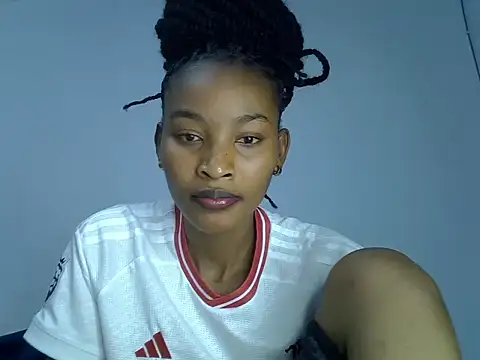 Snapshot of cute-alexis chatting on 09/28/25, 09:09 cute-alexis online show from 09/28/25, 09:09