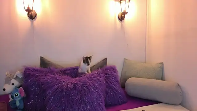 CherryBlossomm  online show from 03/08/25, 02:12