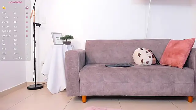 Snapshot of Hannaos chatting on 01/03/25, 07:18 Hannaos online show from 01/03/25, 07:18