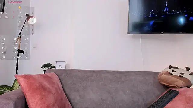 Snapshot of Hannaos chatting on 01/05/25, 04:59 Hannaos online show from 01/05/25, 04:59